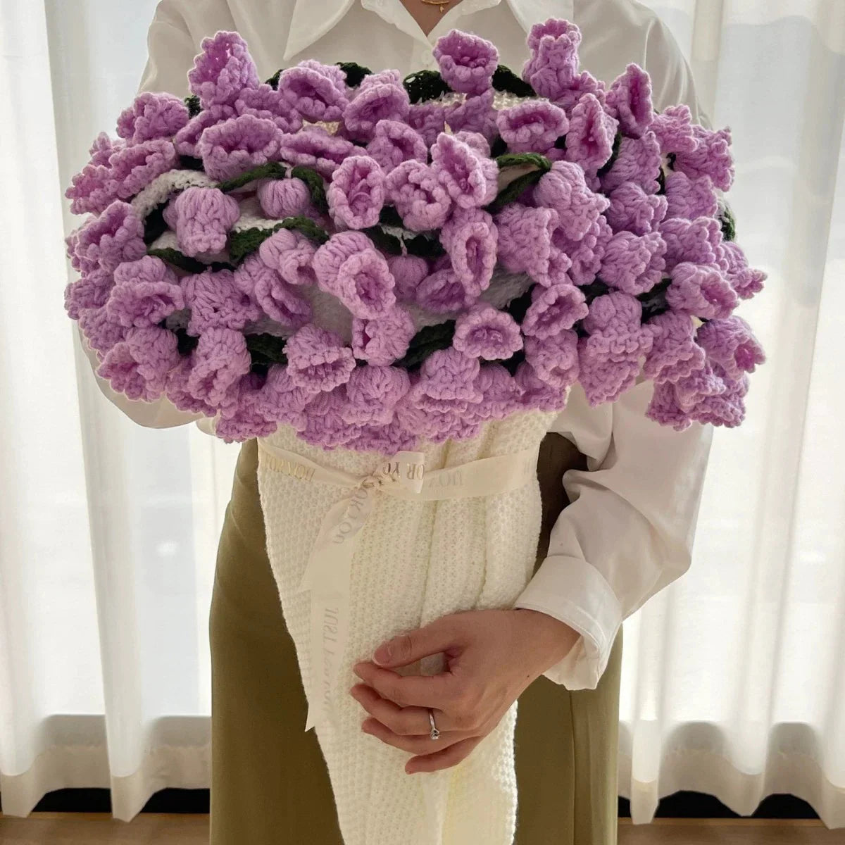 FloraBloom™ Crochet Bouquet Blanket